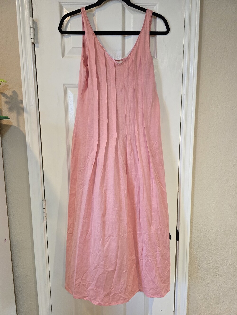 Hanro of Switzerland Cotton Midi Sleeveless Nightgown Light Peach XS